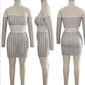 Two piece set small/medium to stretch material